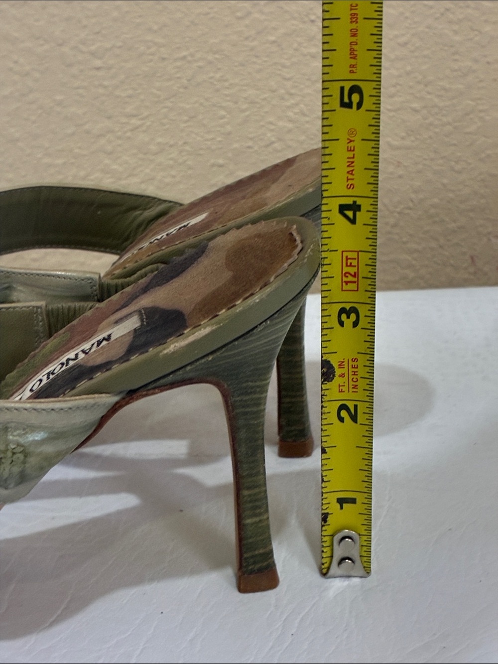 Manolo Blahnik Olive Green Slide Sandals with Camo Insole - Picture 5 of 9